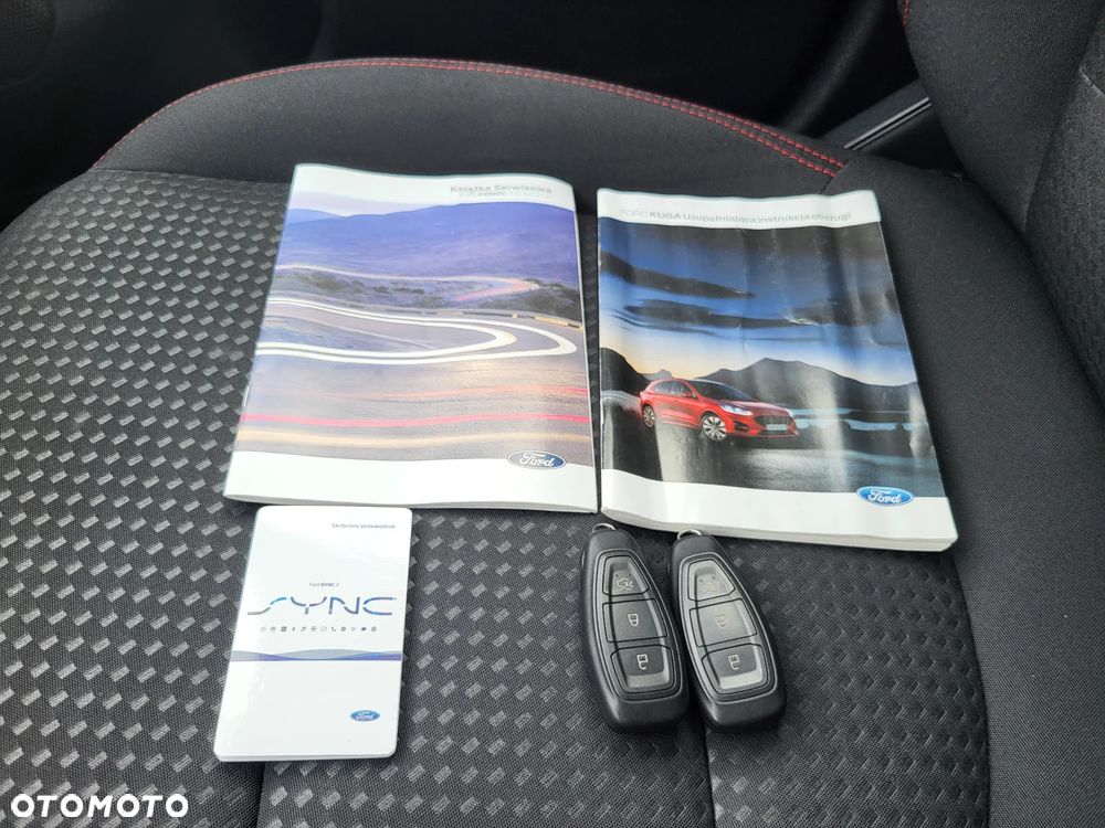 Ford Kuga 2.5 FHEV FWD ST-Line - 22