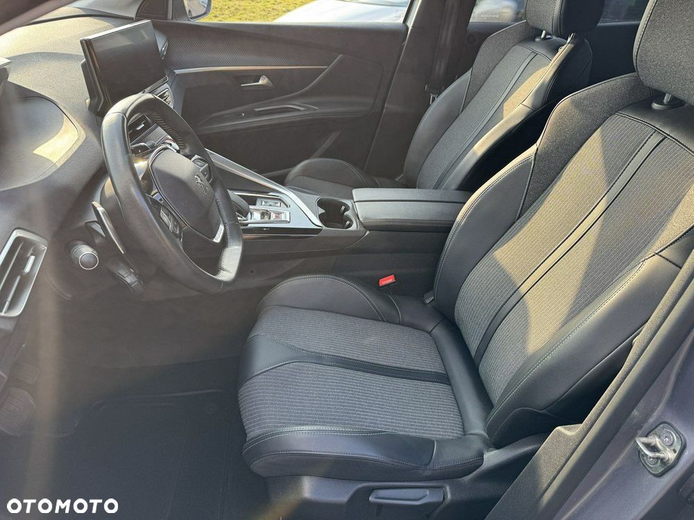 Peugeot 3008 - 10