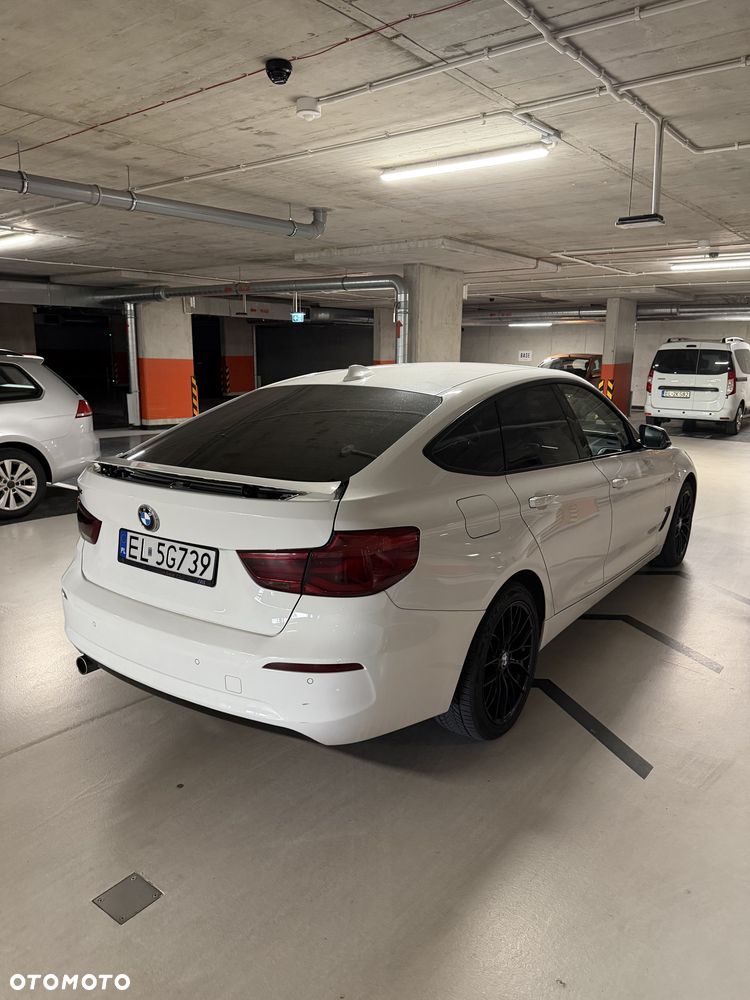 BMW Seria 3 318d Advantage - 13