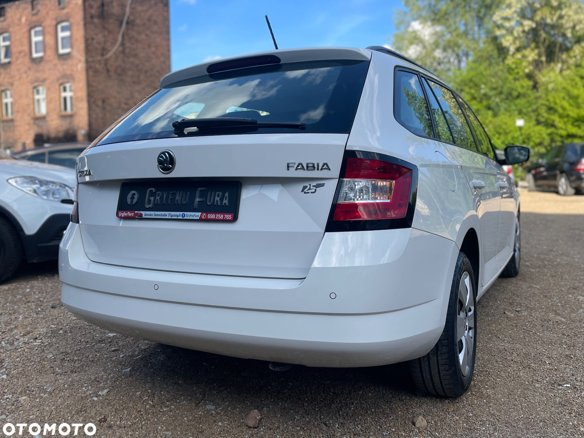 Skoda Fabia 1.0 Active - 8