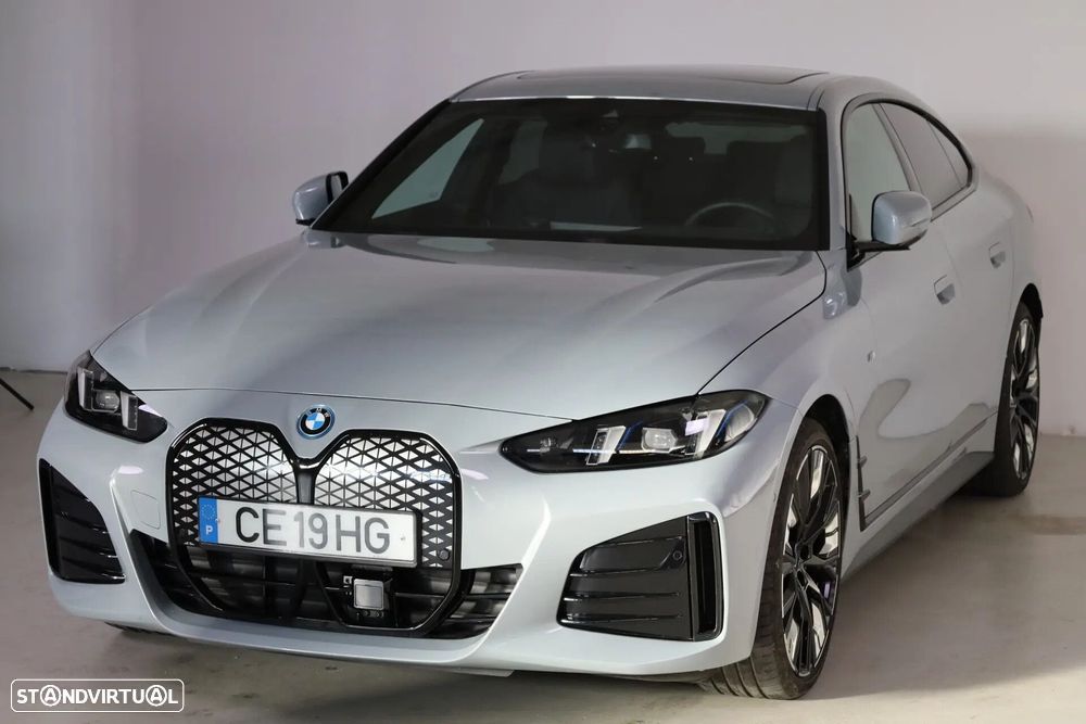 BMW i4 eDrive40 Edição Desportiva M - 12