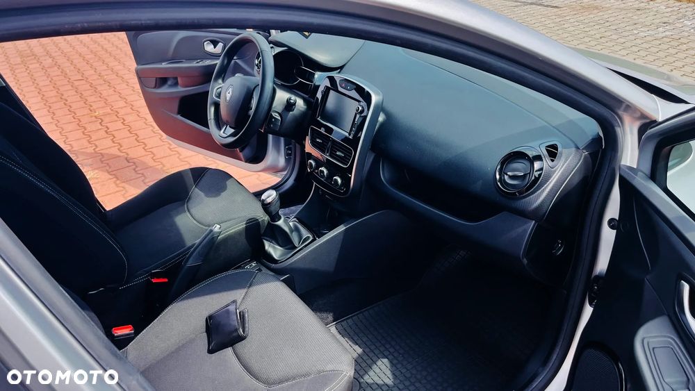 Renault Clio 0.9 Energy TCe Limited - 17