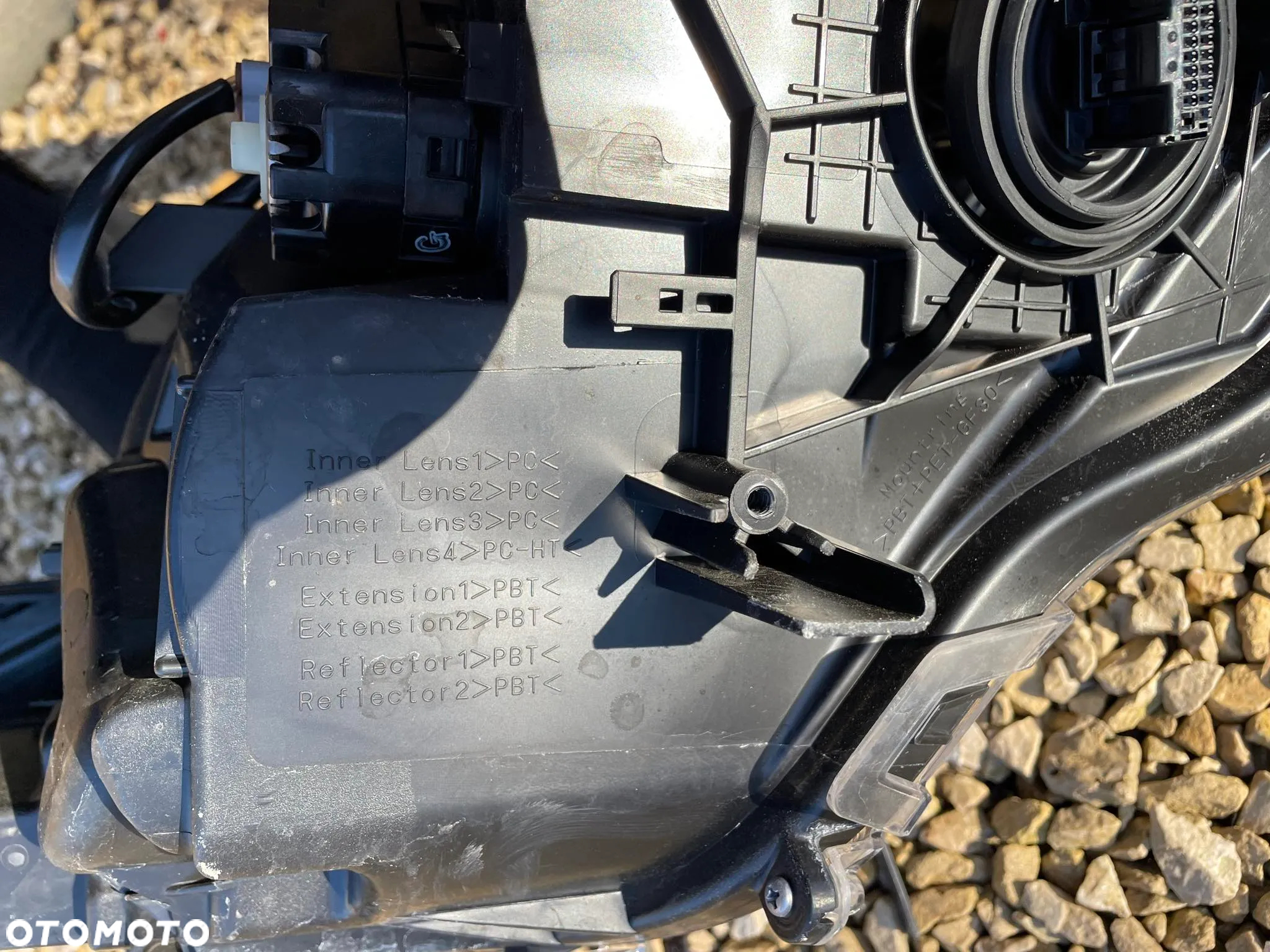 Lampa przednia lewa / reflektor TOYOTA RAV 4 V 2018 - 2025 oryginalna - 4