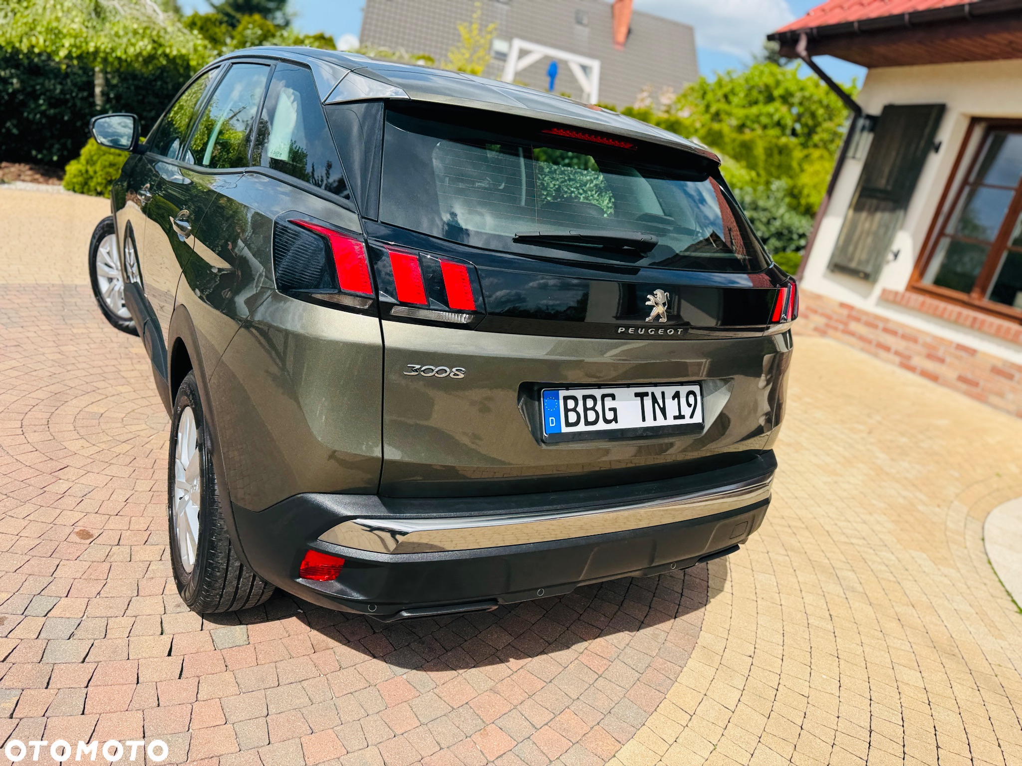 Peugeot 3008 1.5 BlueHDi Allure Pack S&S EAT8 - 29