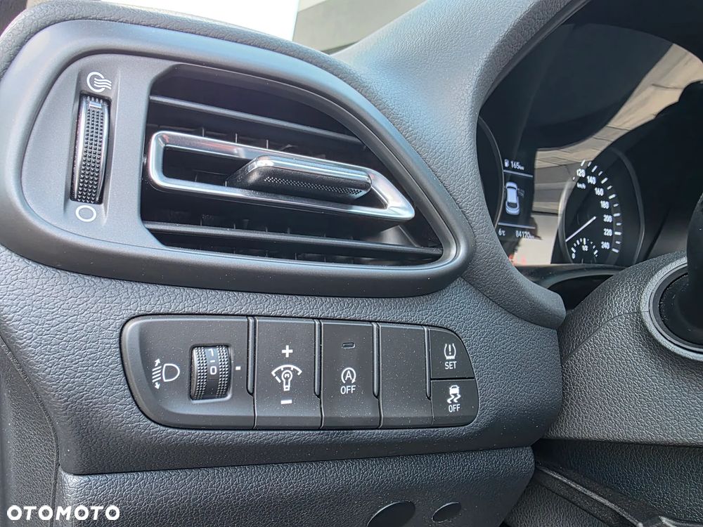 Hyundai i30 1.0 T-GDI Smart DCT - 19