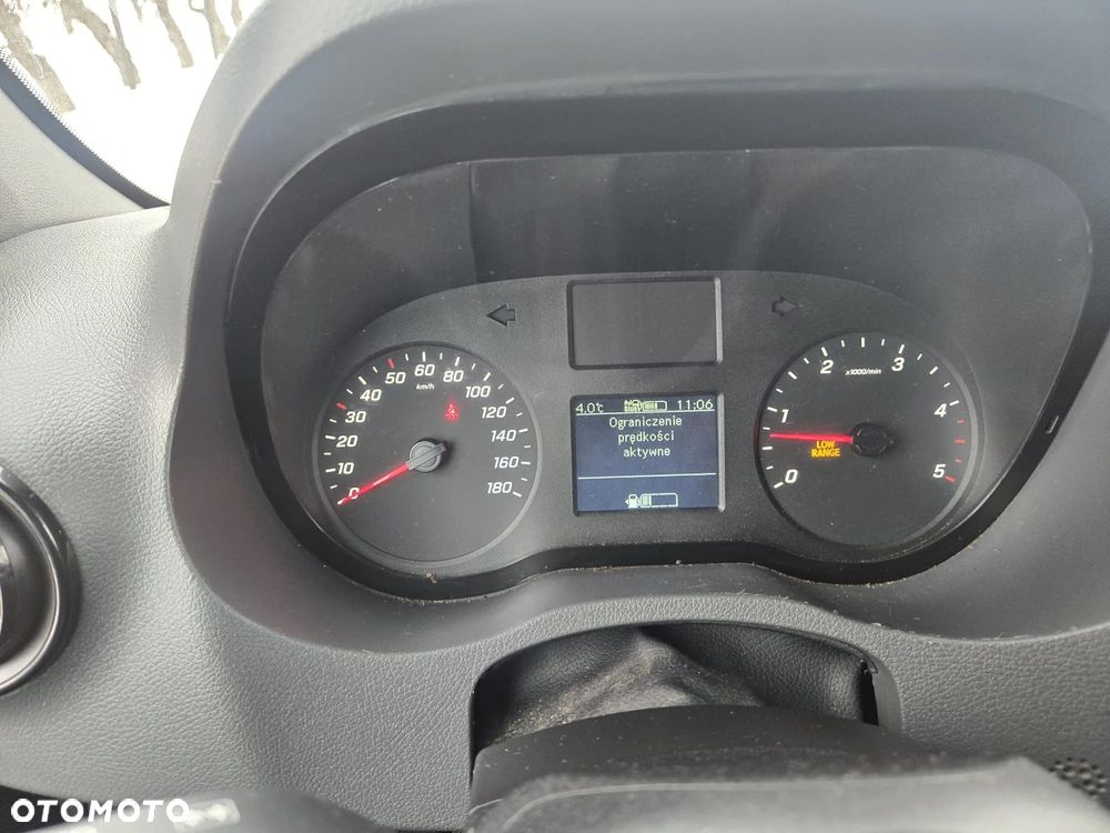 Mercedes-Benz SPRINTER - 12