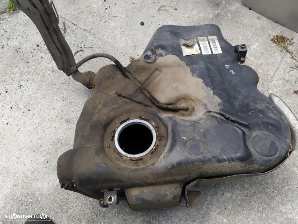 DEPOSITO DE COMBUSTIVEL AUDI A3 8P VOLKSWAGEN GOLF V - 1