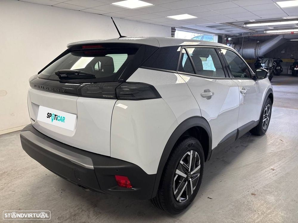 Peugeot 2008 1.2 PureTech Style - 4
