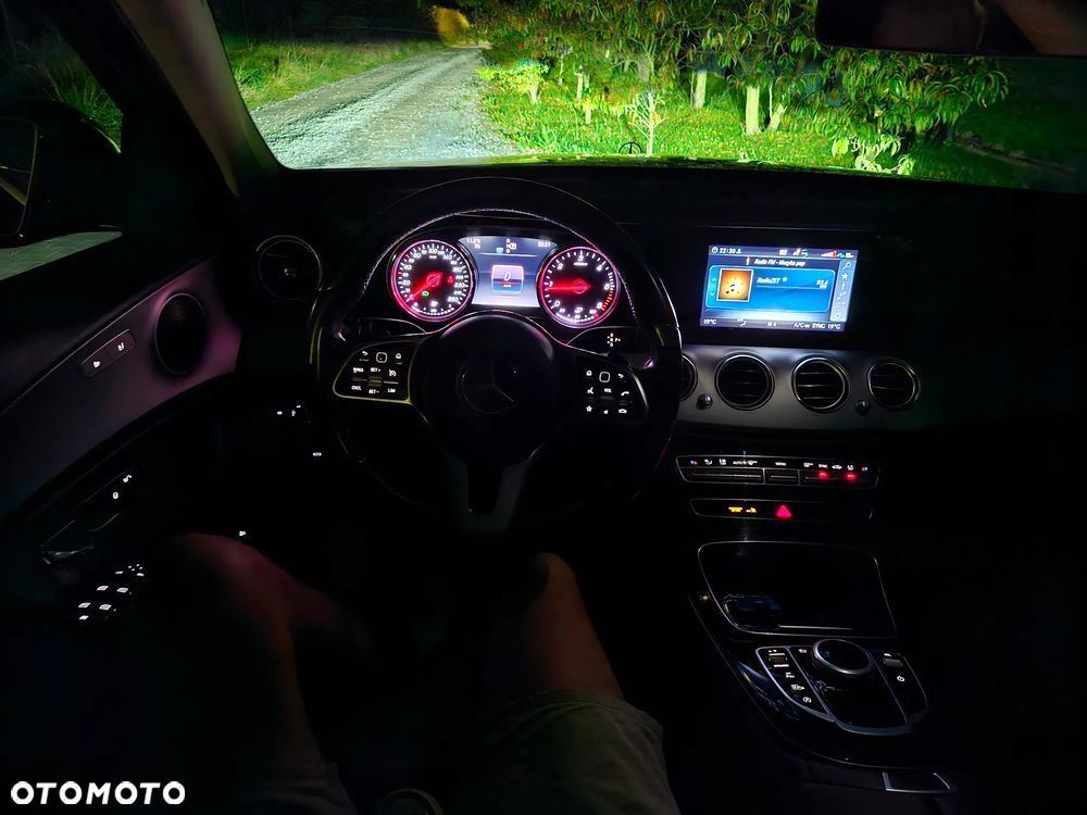 Mercedes-Benz Klasa E 200 d Business Edition - 15
