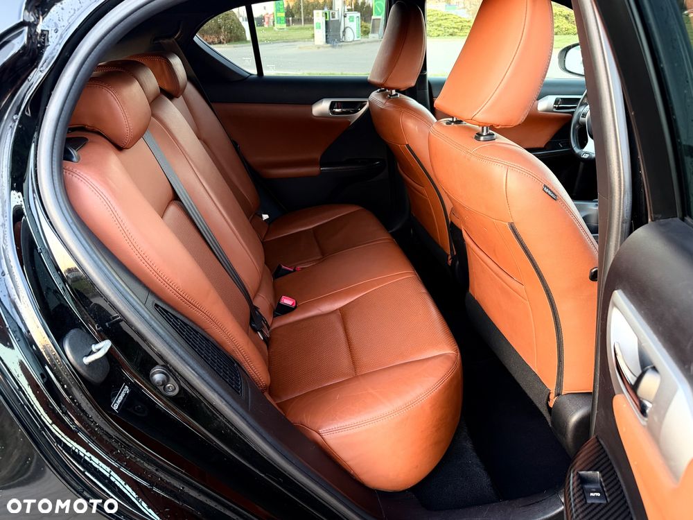 Lexus CT 200h F Sport - 18