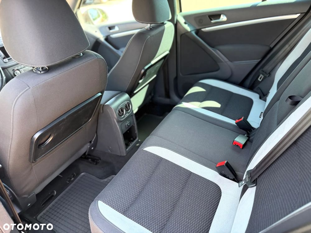 Volkswagen Tiguan 2.0 TDI 4Mot R-Style DSG - 6