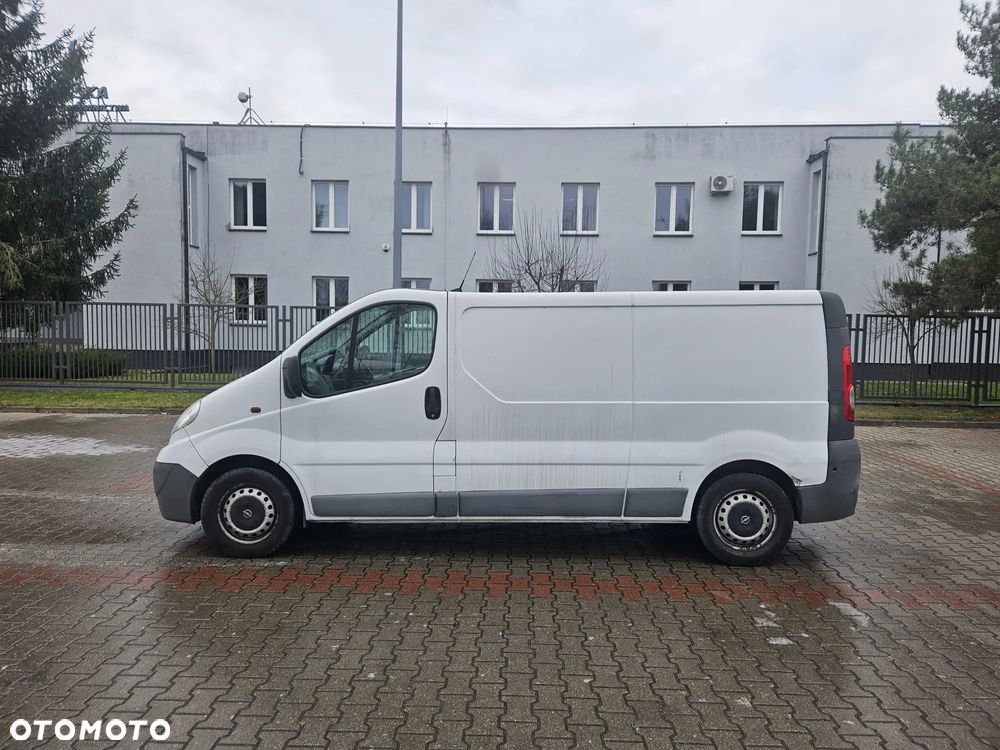 Opel Vivaro - 4