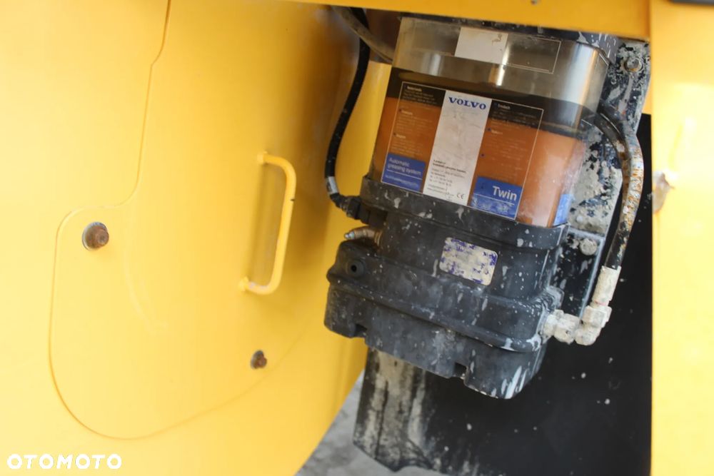 Volvo L 110 G z Niemiec - 9