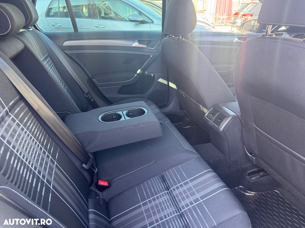Volkswagen Golf 1.4 TSI BlueMotion Technology Lounge - 17