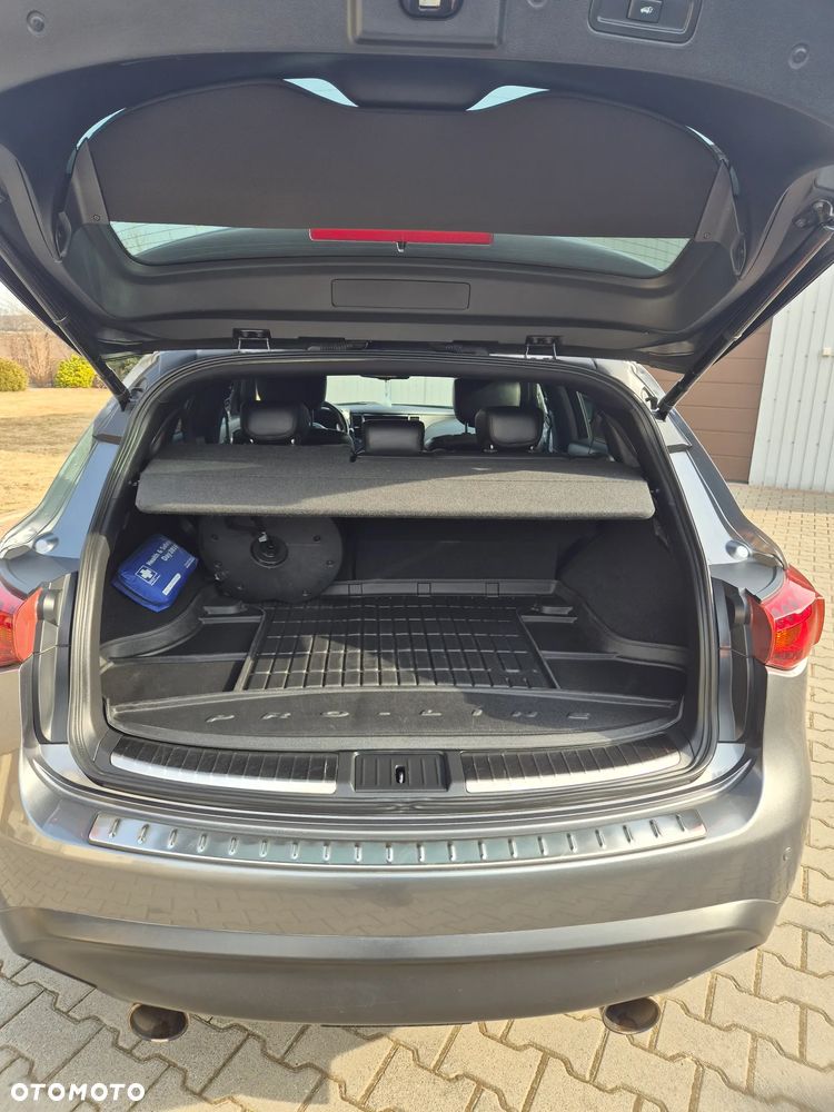 Infiniti Q70 3.7 S Premium - 12