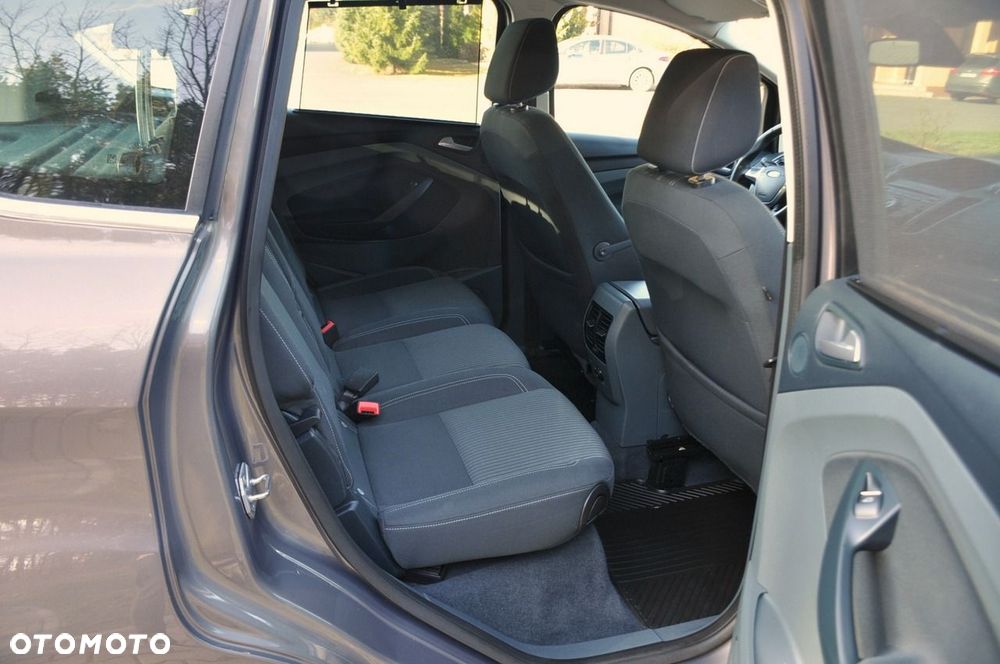 Ford C-MAX - 19