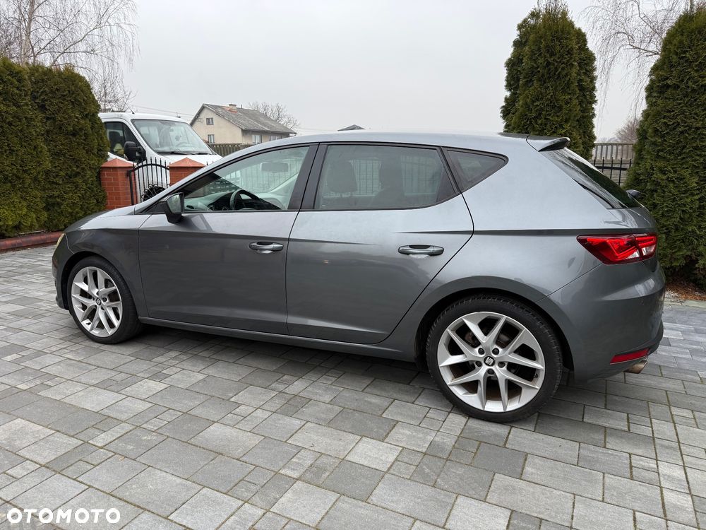 Seat Leon 2.0 TDI DPF FR Black Matt Edition - 10