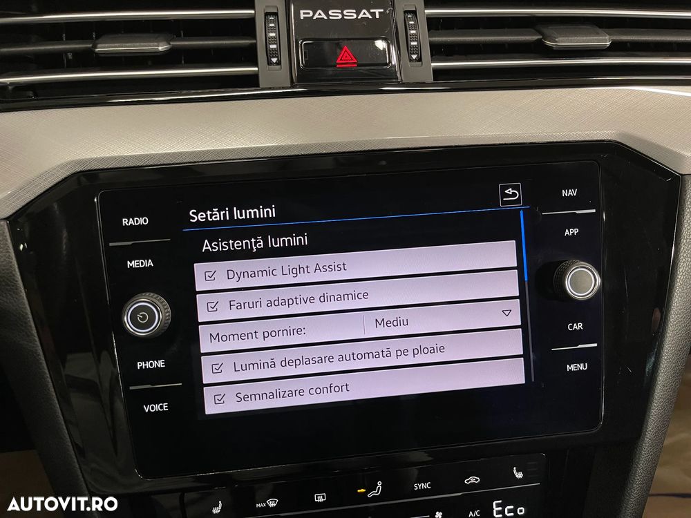 Volkswagen Passat - 18