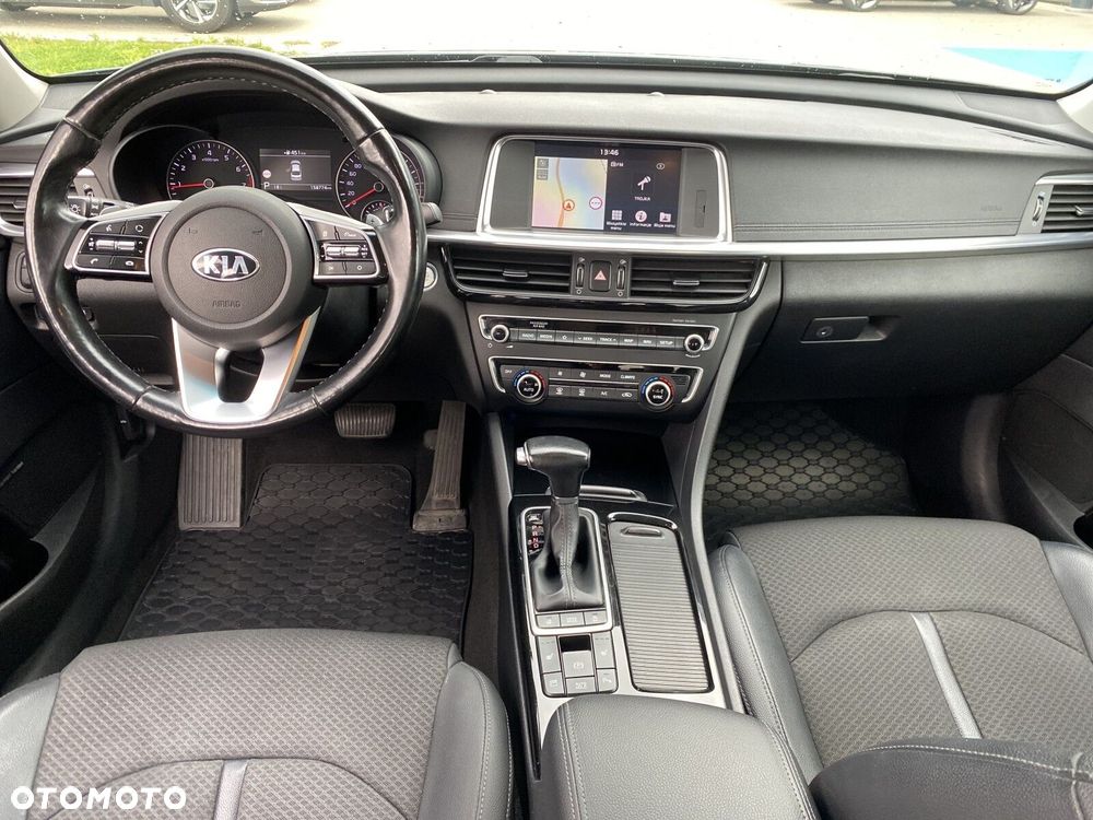 Kia Optima - 11
