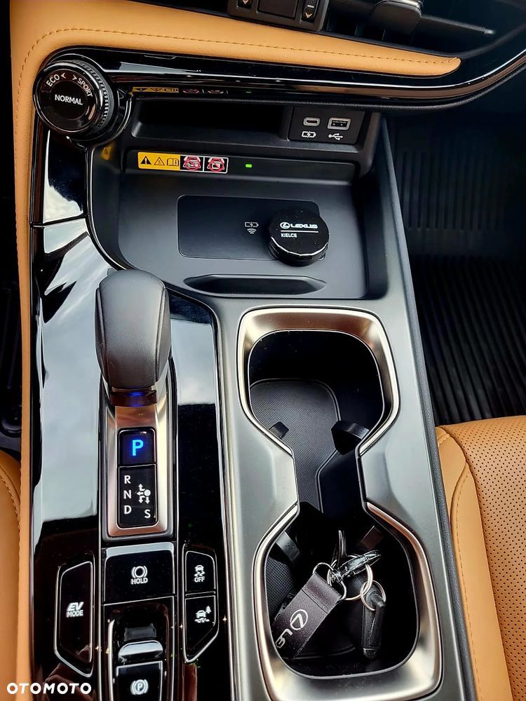 Lexus NX 350h Prestige AWD - 33