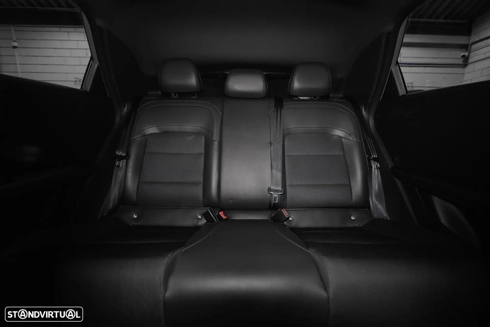 MG MG4 77 kWh Extended Range Luxury - 10