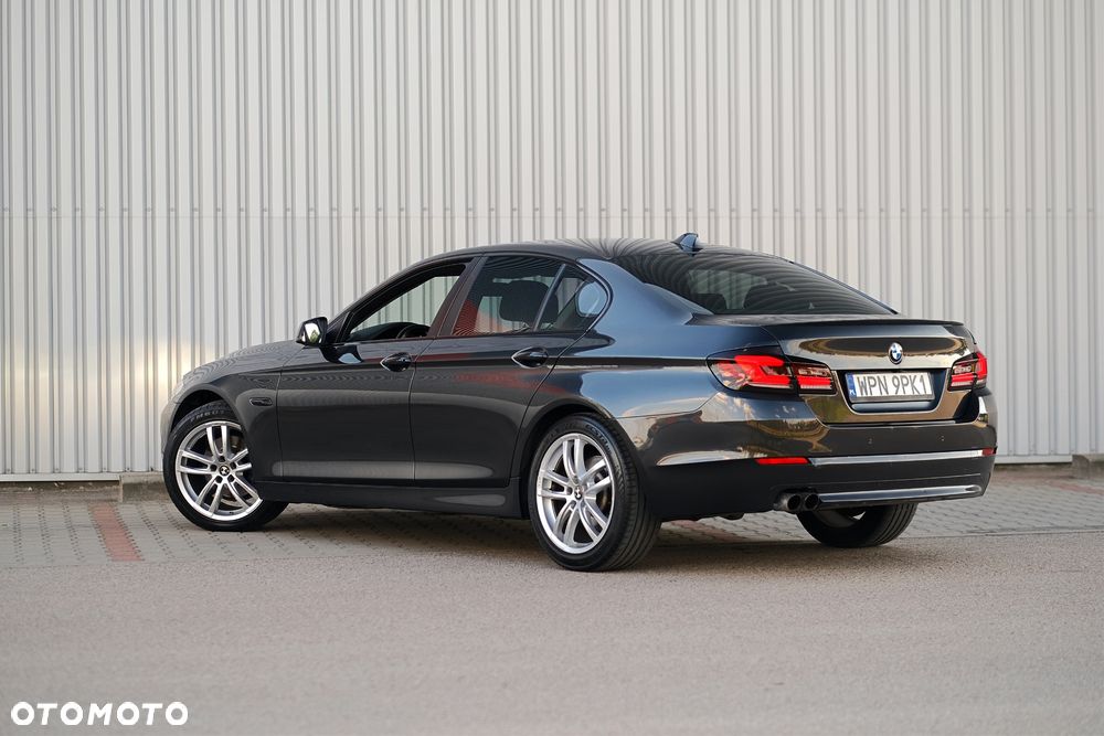 BMW Seria 5 520d - 7