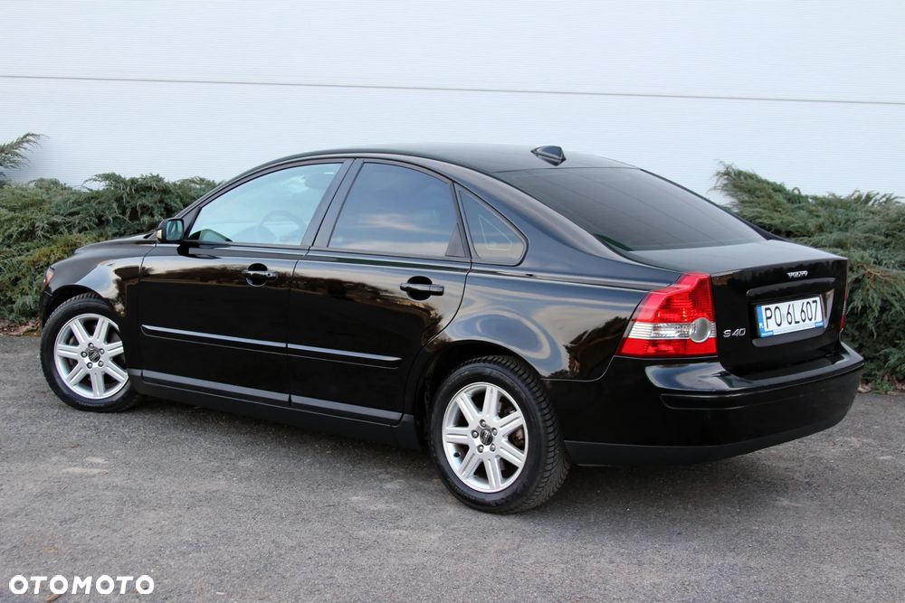 Volvo S40 2.0D Momentum - 4
