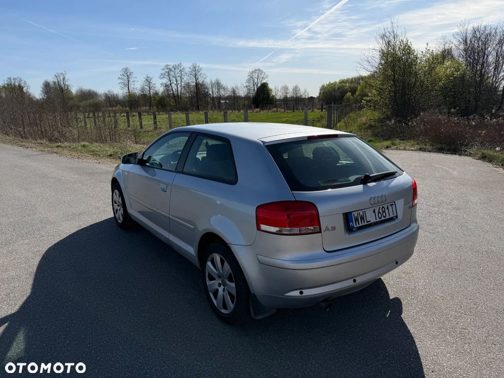 Audi A3 3-drzwiowe 1.6 Ambiente - 6