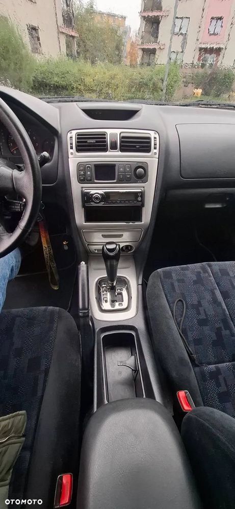 Mitsubishi Galant - 11