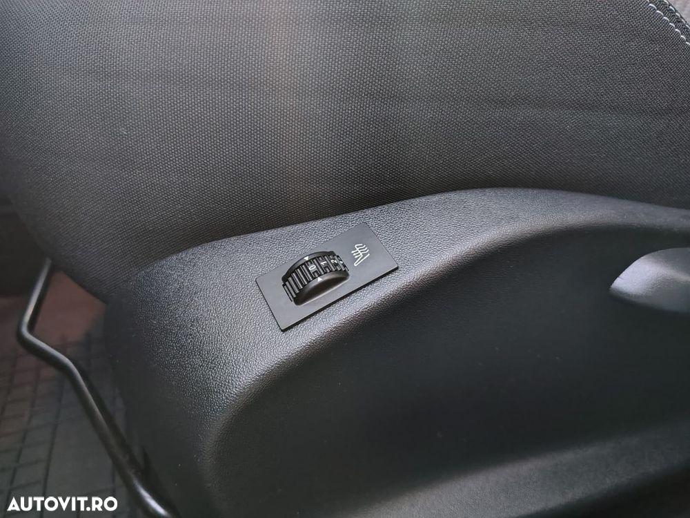 Peugeot 208 1.2 L PureTech Active - 7