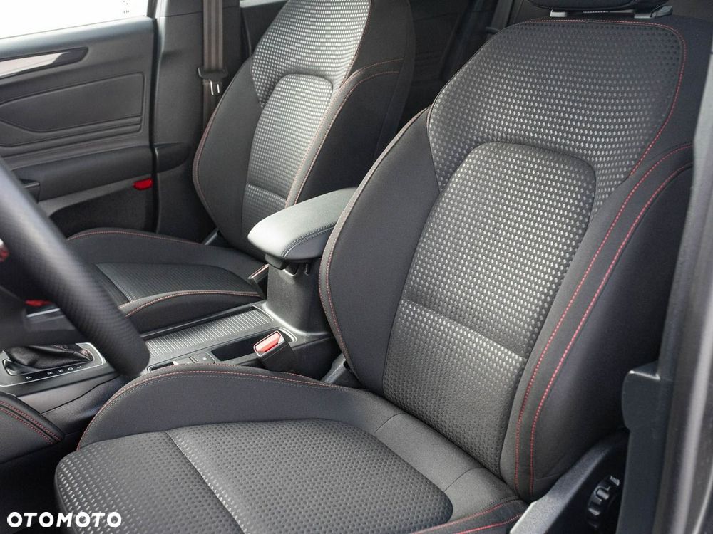 Ford Focus - 12