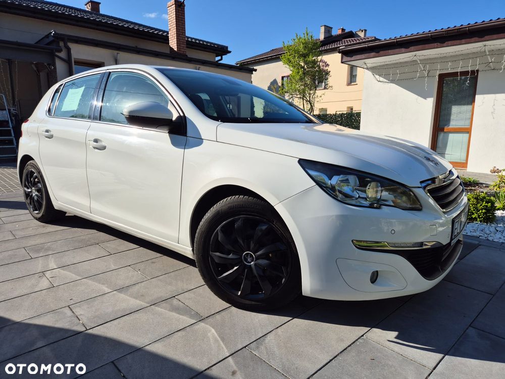 Peugeot 308 - 1
