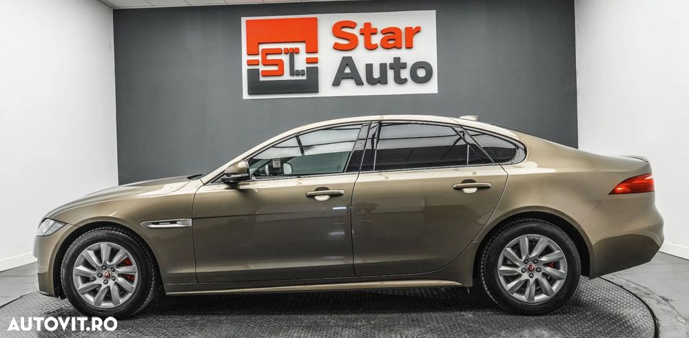 Jaguar XF 20d RWD E-Performance R-Sport - 10