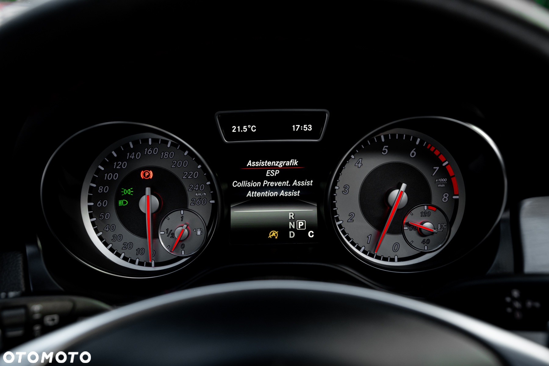 Mercedes-Benz CLA 250 7G-DCT AMG Line - 32