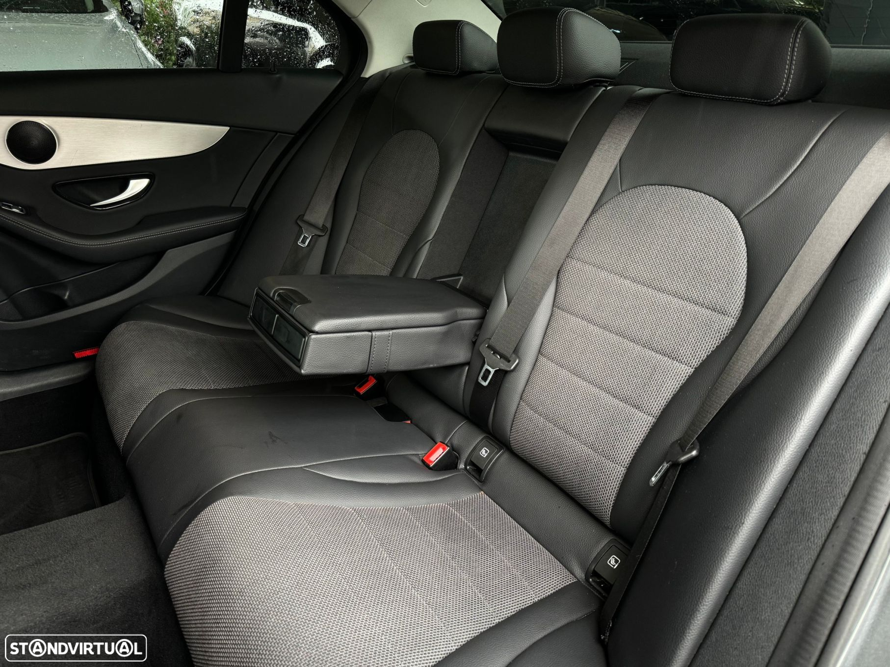 Mercedes-Benz C 300 de Avantgarde - 18