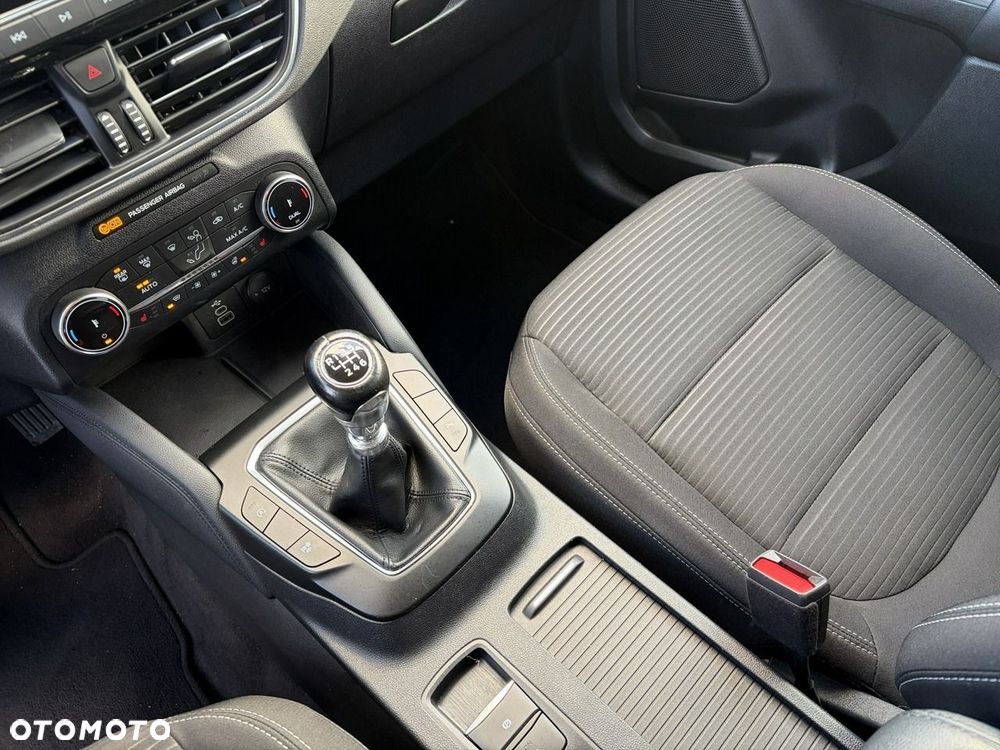 Ford Kuga - 20