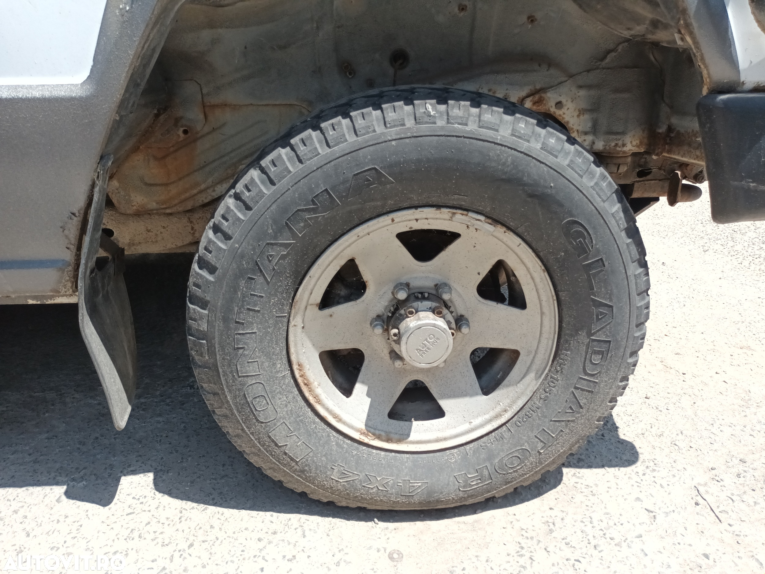 Dezmembrari  Mitsubishi PAJERO 1 (L040)  1982  > 1991 2.5 TD (L044G, - 8