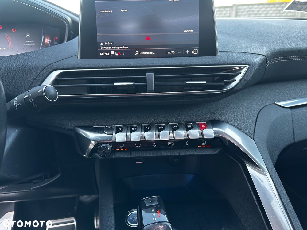 Peugeot 5008 BlueHDi 120 EAT6 Allure - 24