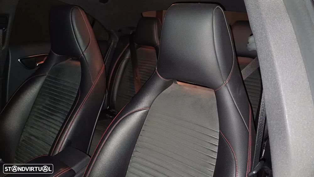 Mercedes-Benz CLA 180 - 14