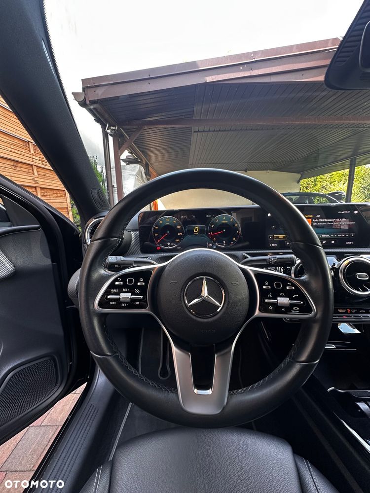 Mercedes-Benz Klasa A 180 7G-DCT - 17