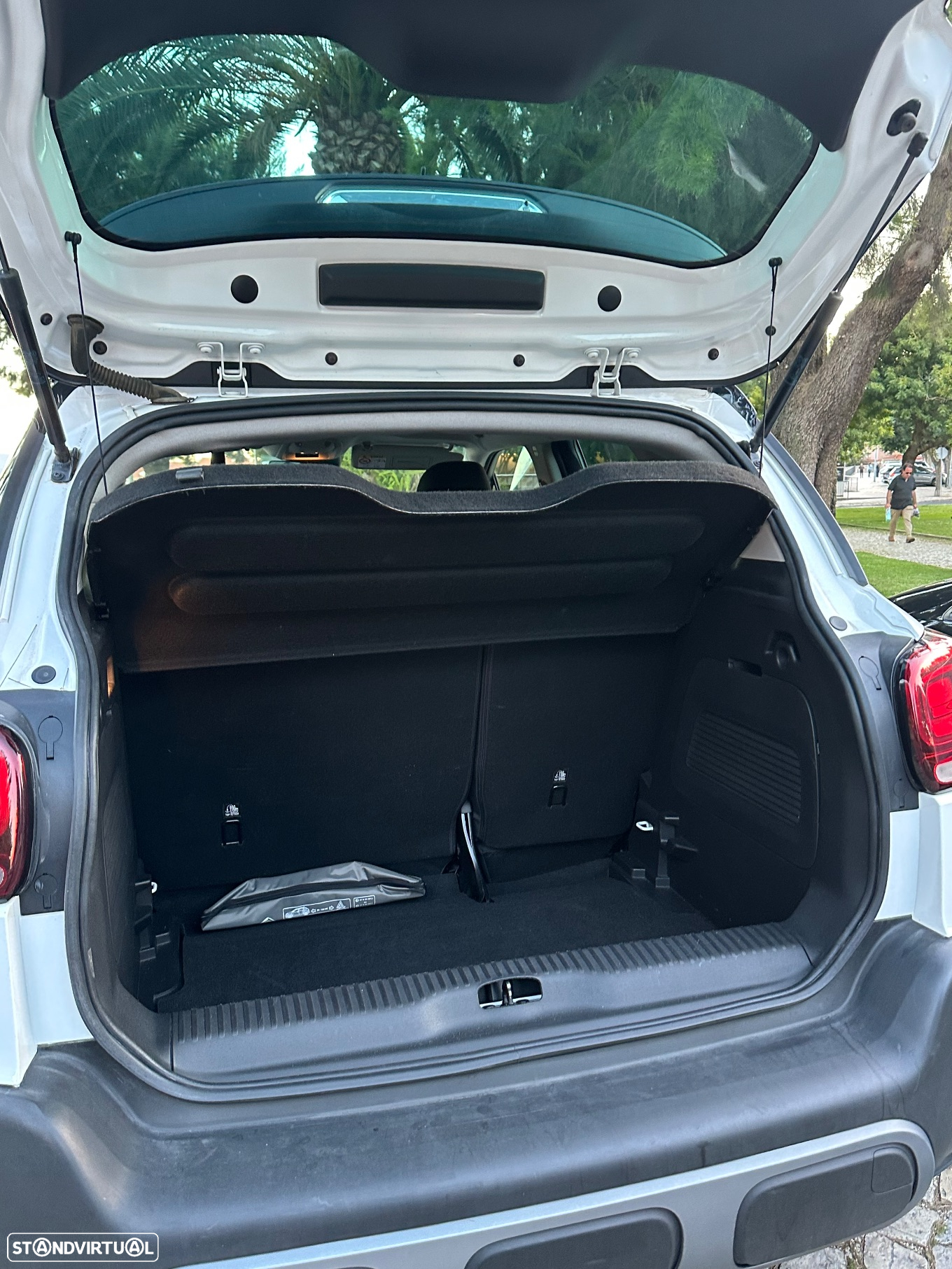 Citroën C3 Aircross 1.2 PureTech C-Series - 4