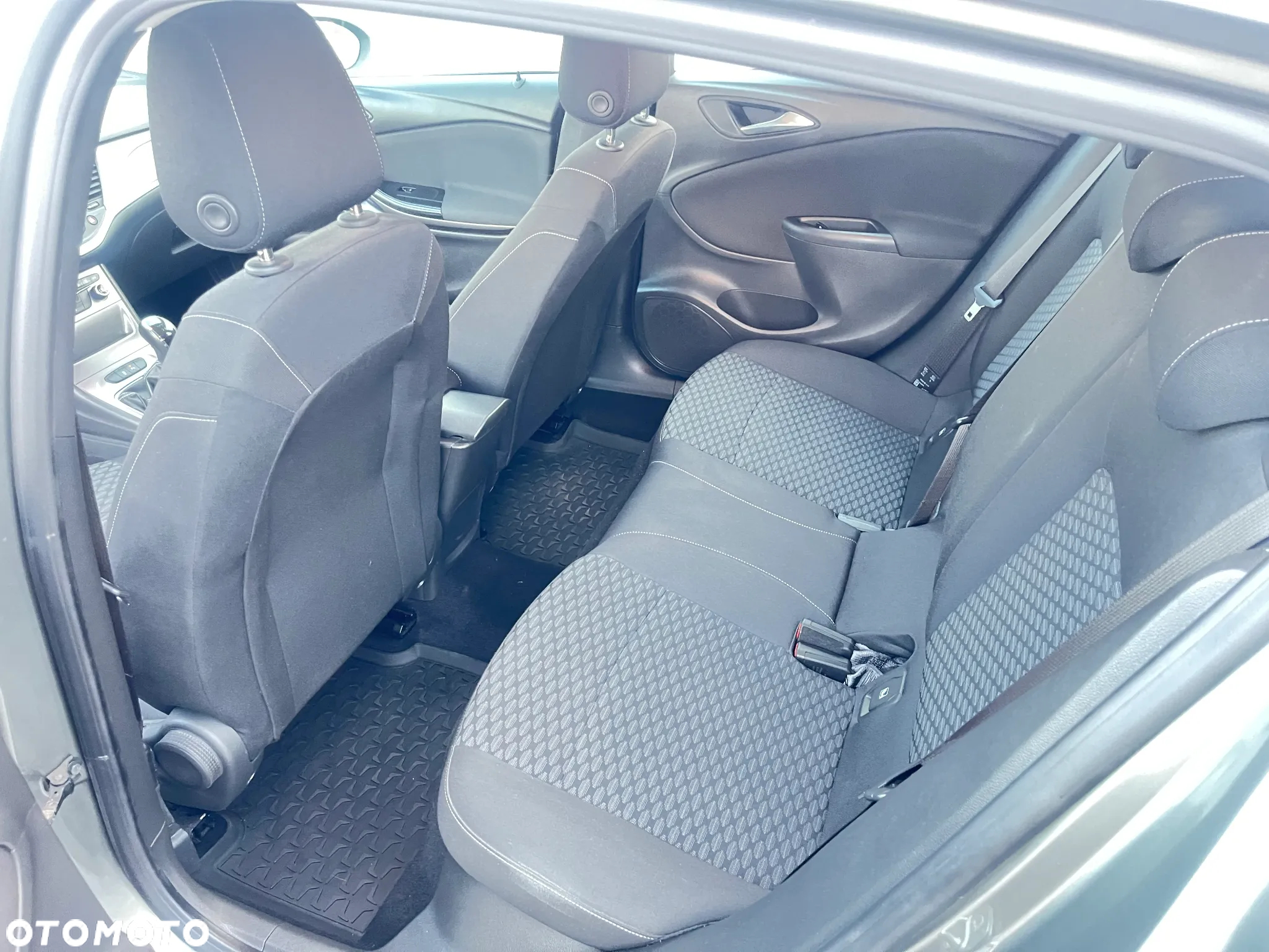 Opel Astra V 1.4 T Dynamic - 26