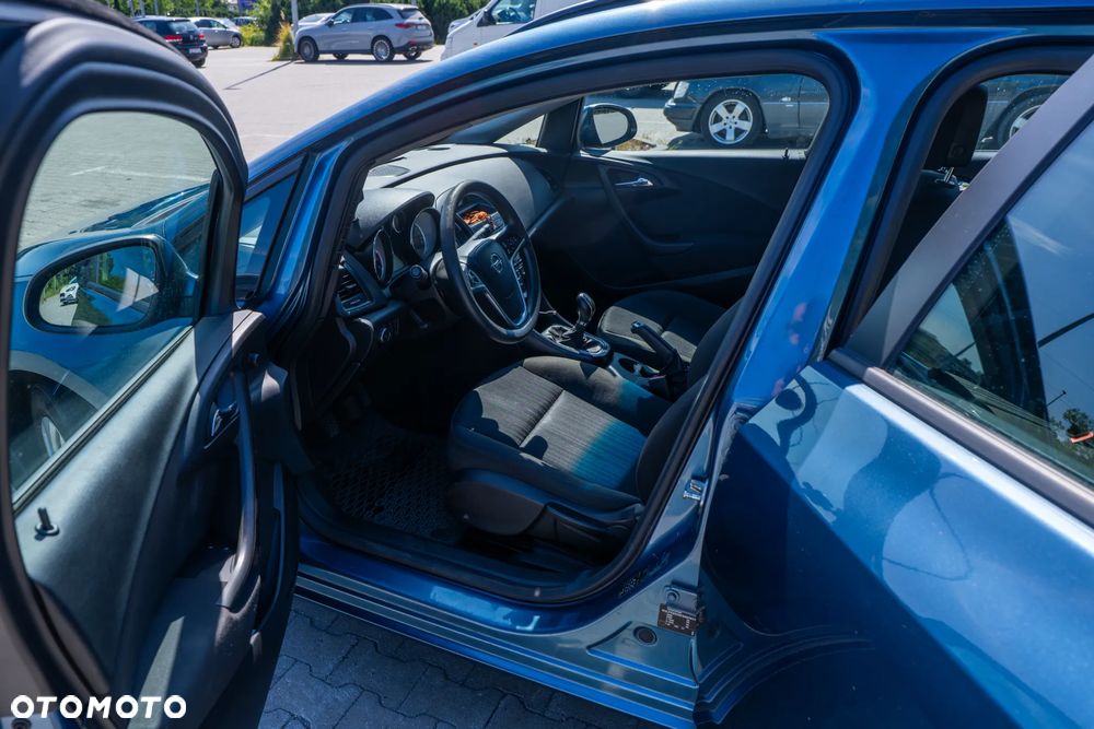 Opel Astra - 11