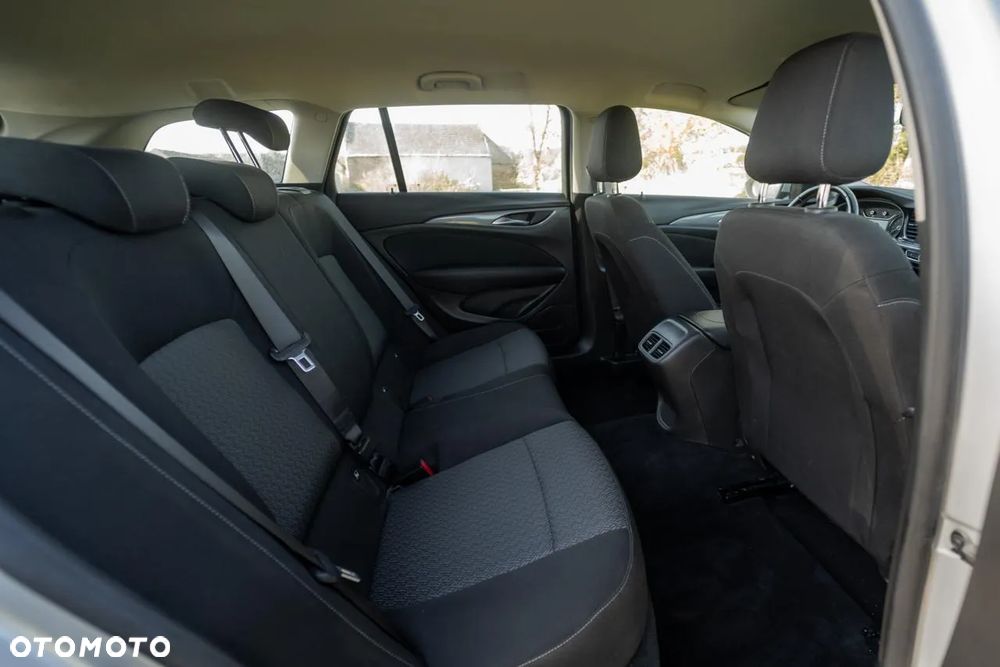 Opel Insignia 2.0 - 31