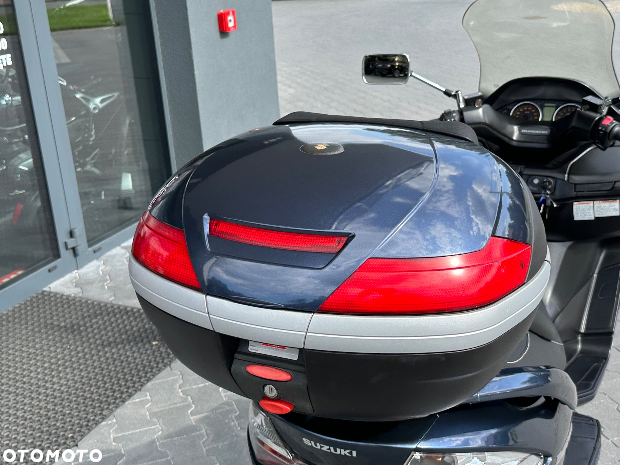 Suzuki Burgman - 9