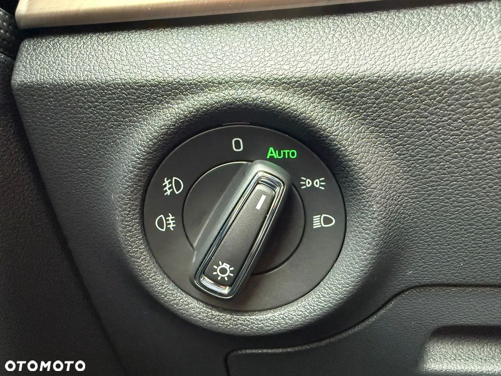 Skoda Kamiq 1.5 TSI Style DSG - 18