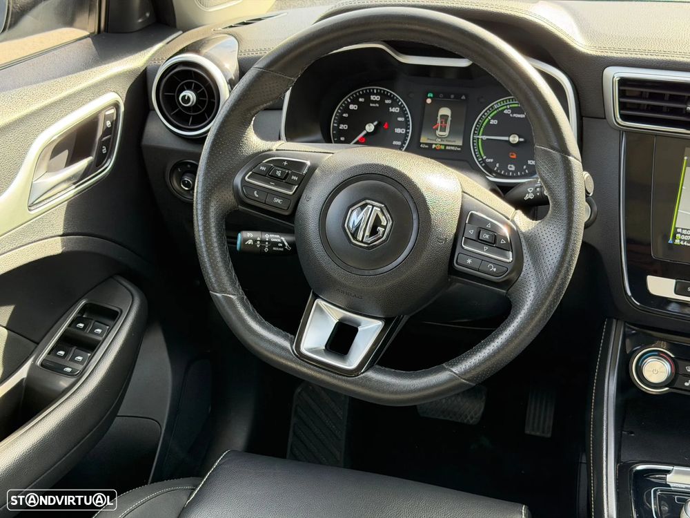 MG ZS Maximal Luxury - 16