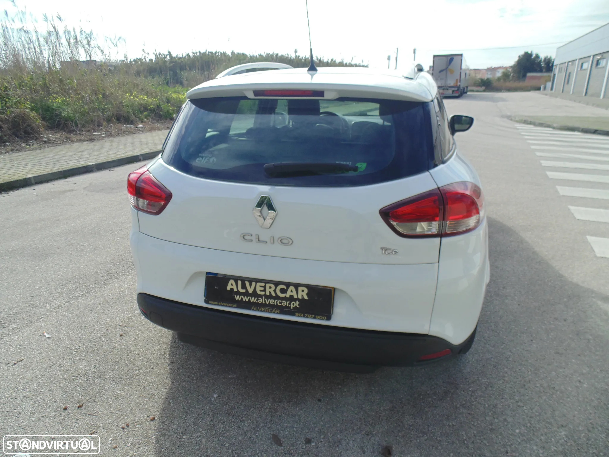 Renault Clio Sport Tourer 0.9 TCE Dynamique S - 9