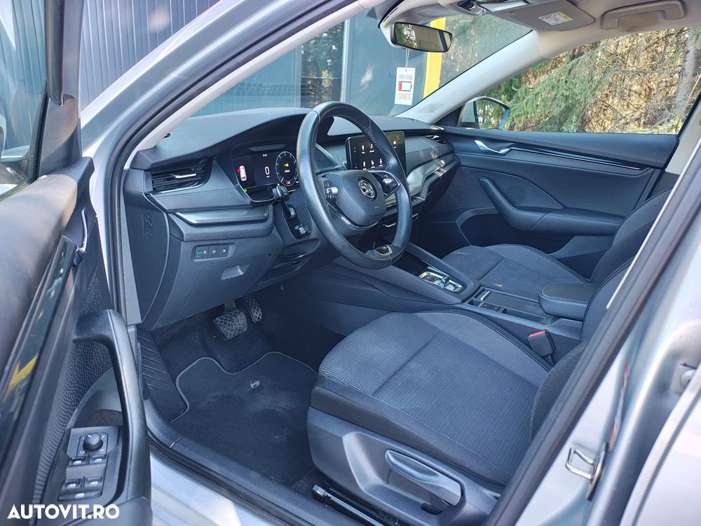 Skoda Octavia 2.0 TDI DSG Style - 12