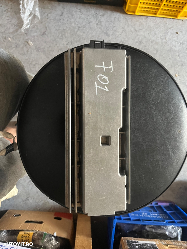 Amplificataor Sunet BMW F01